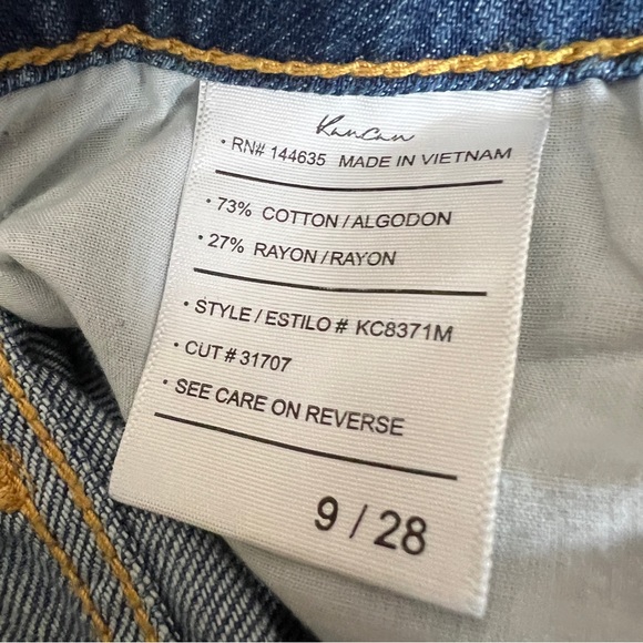 KanCan Distressed Medium Wash Boyfriend Relaxed Fit Denim Jeans Size 9/28 - Picture 3 of 16